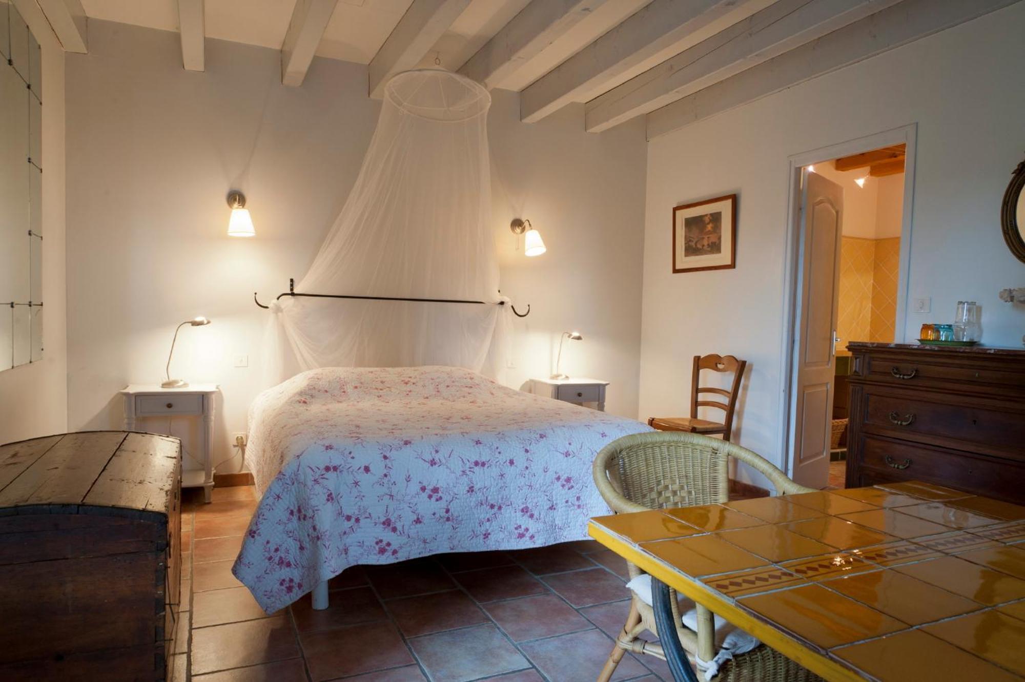 Ecuries Sainte Croix Bed & Breakfast Carcassonne Exterior photo