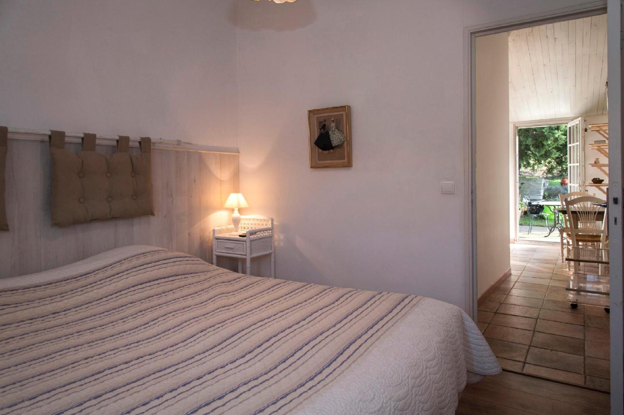 Ecuries Sainte Croix Bed & Breakfast Carcassonne Exterior photo