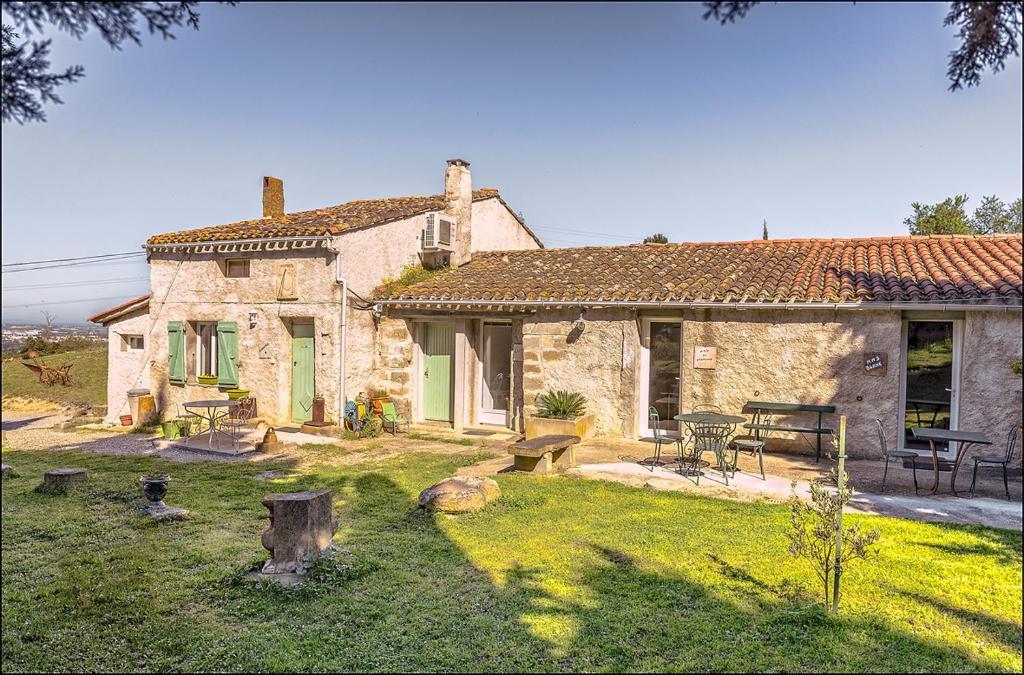 Ecuries Sainte Croix Bed & Breakfast Carcassonne Room photo